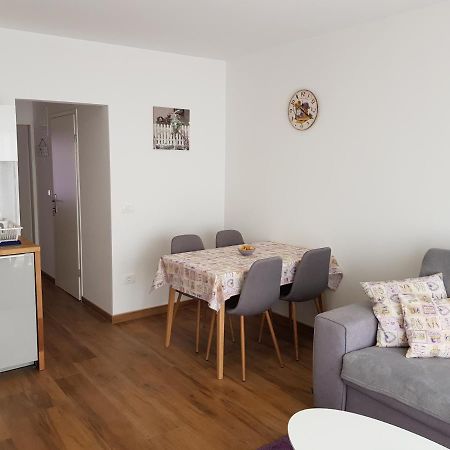 Apartman Luka Novigrad  Luaran gambar