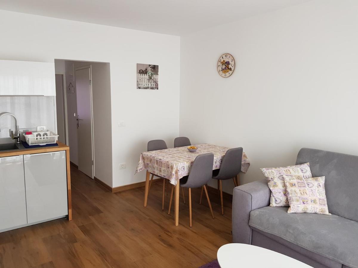 Apartman Luka Novigrad  Luaran gambar